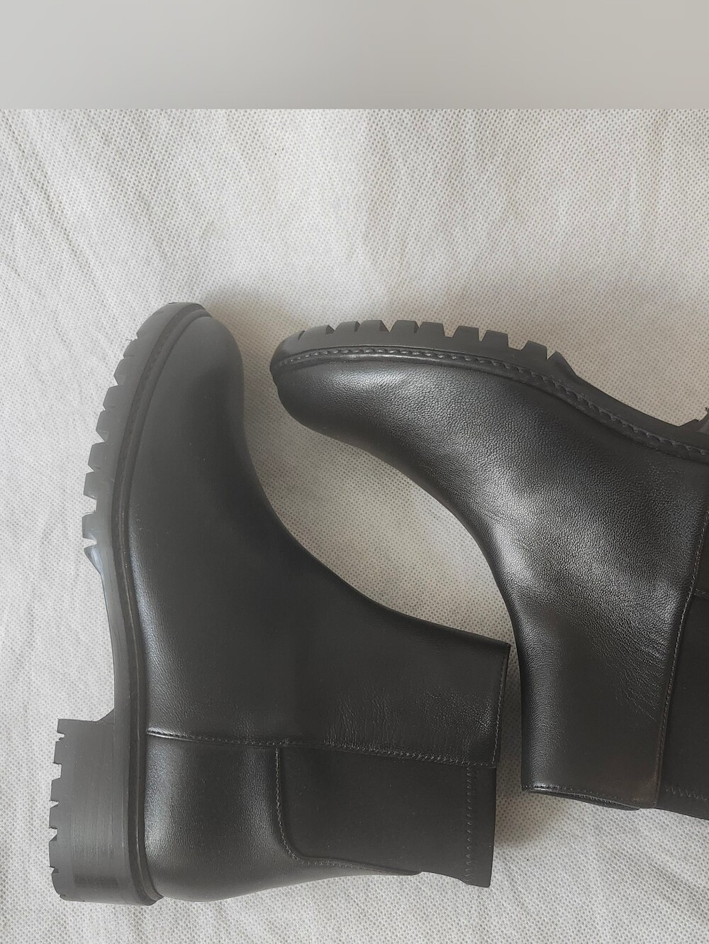 Stuart Weitzman Laine Chelsea Leather Boots In Black Sz 4.5